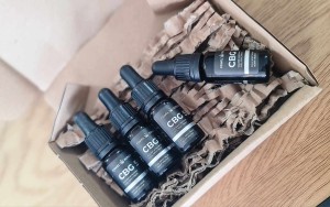 BOX PROMOCYJNY 3+1 Olej CBG DARK 15% - 10 ml